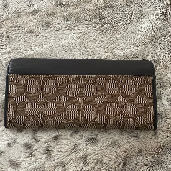 COACH Slim Snap Closure Envelope Wallet - Picture 2 of 11